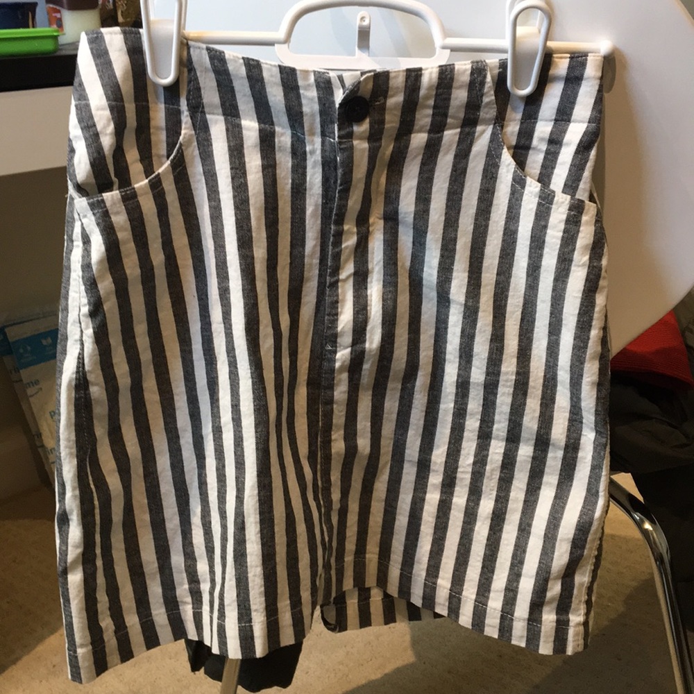 Brandy Melville striped skirt